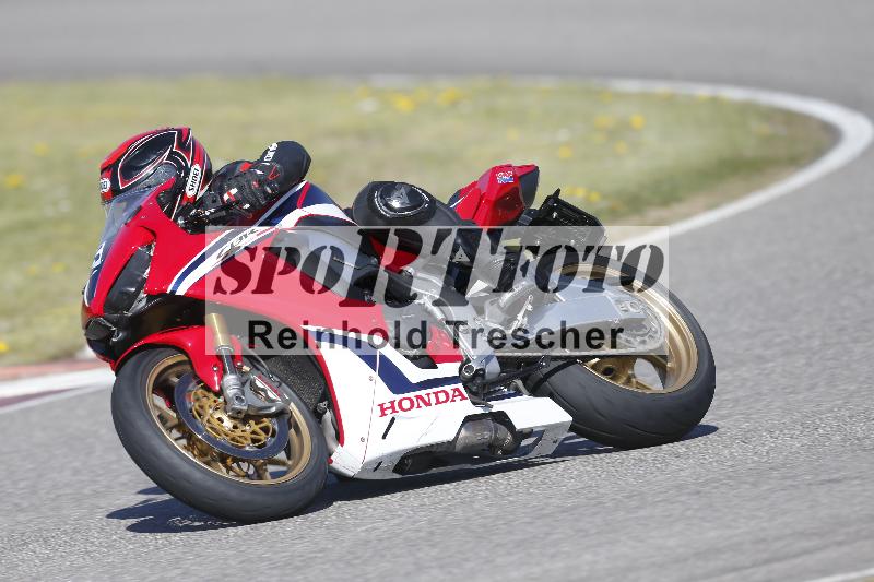 /06 08.04.2026 Cornu Master School ADR/Gruppe blau/5